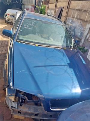 Volvo V40 2002 2.0ltre manual stripping for spares