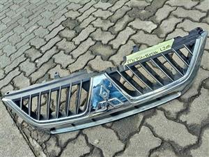 MITSUBISHI L200 GRILL