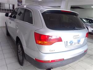 2009 AUDI Q7 3.0TDI 7 SEATER QUATTRO AUTOMATIC  SILVER LEATHER REVERSE CAMERA DIESEL  105.000KM