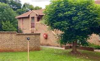 Apartment For Sale in Faerie Glen