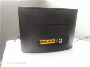 5G HUAWEI B525 SIM Wi-Fi Router