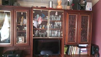 Wall unit 