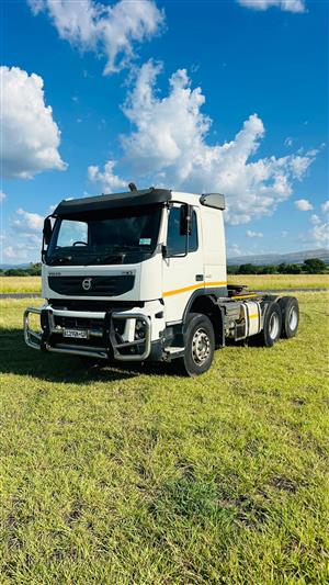 2013 Volvo FMX 440 horse truck for sale