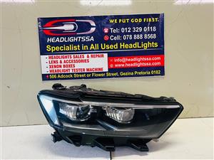 VW T-Roc right side xenon headlight (2018-2022)