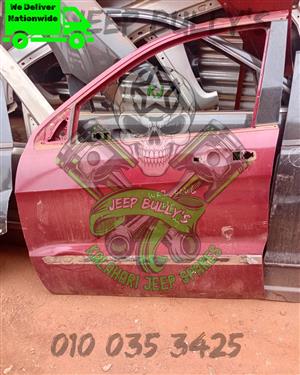 WK2 Front Right Passenger Door Jeep