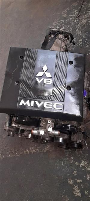 MITSUBISHI PAJERO 3.8L V6 24V MIVEC TYPE ENGINE FOR SALE (ZANE AZAAD SAMCO)