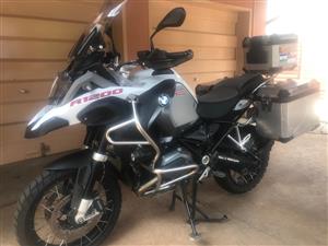 BMW R 1200 GS , very good condition and very well looked after . 