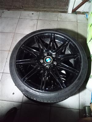 2 Sets BMW X5 19inch rims with tyers to swop for 20 insh rims with tyers