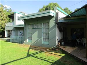 House For Sale in Henley On Klip