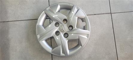 2021 HYUNDAI VENUE WHEEL CAP FOR SALE. IN PRISTINE CONDITION