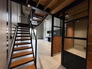 MODERN COASTAL LIVING.