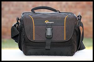 Lowepro Adventura HS 160 II Shoulder Bag