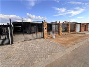 House For Sale in Homevale