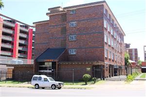 3 bedroom flat for sharing in Arcadia Pretoria