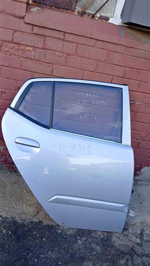 Hyundai i10 right rear door