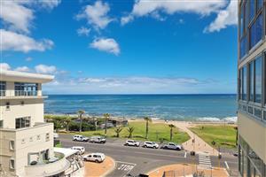 Apartment For Sale in Three Anchor Bay