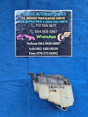 Range Rover Evoque L538 Wiper Bottle Tank