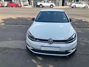 2020 Volkswagen Golf 7 1.4 TSI Rotorsport Turbo with a leather seat and Automatic