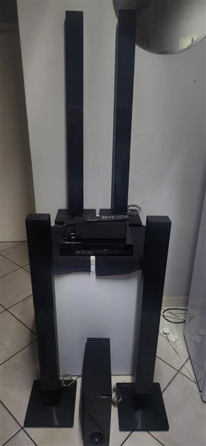 LG Blu-ray 5.1 Home Theater System 