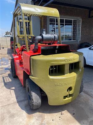 3.5T Clark Forklift