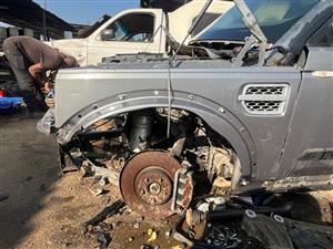 Land Rover Discovery 4 Front Fender for sale used