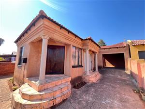 Spacious 3-Bedroom House for Sale – Soshanguve Block M