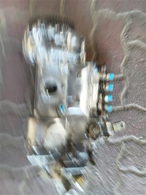 Mitsubishi truck diesel pump 