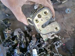 Opel Corsa Lite Door locking mechanism
