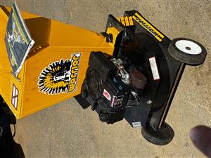 Wood Chipper shredder petrol 5HP
