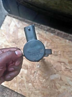 Nissan M9R Injector Rail For Sale Call or WhatsApp 