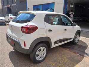2024 Renault Kwid Engine 1.0  61000km Manual&petrol Service book
