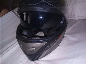 Sprit helmet and gloves urgent sale price neg