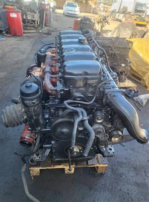 SCANIA DC13 6 CYLINDER TRUCK ENGINE. COMPLETE.  LIKE NEW
