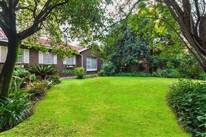 House For Sale in Sunward Park