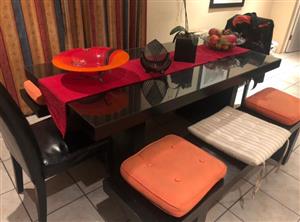 Dining room table & 2 benches