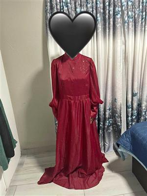 Beautiful Turkish dress  3xl on label but it’s a smaller cut, will fit 1xl