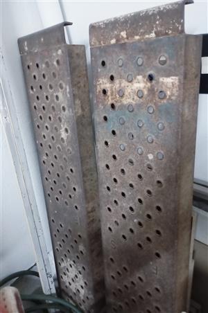 Scaffolding Hook-On Board