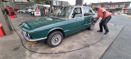 BMW E12 520i Auto