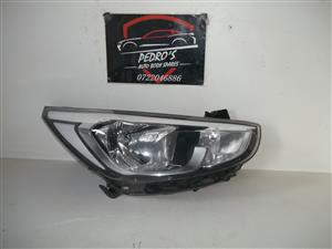 Hyundai Accent '15-'17 right replacement headlight