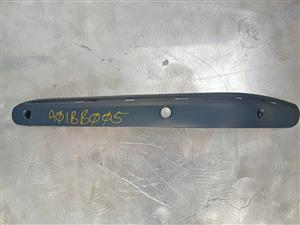  NEW MERCEDES W203 BUMPER BEADING – LEFT FRONT