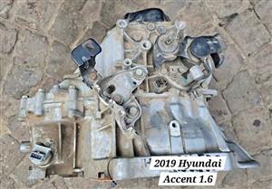 2011 up Hyundai accent eng code G4FC 1.6 gearbox for sale my number WhatsApp or cell 