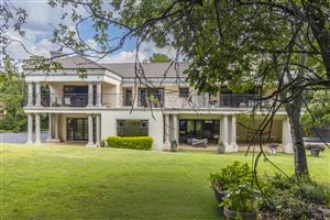 Stunning 6-bedroom Freehold home in Bryanston, Sandton, offering luxury living and spacious elegance