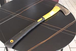 BLACK AND YELLOW AXE(S067233A)