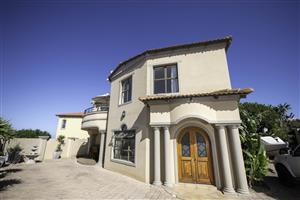 Exceptional opportunity to own a modern double-storey, 4-bedroom home in St Francis Bay!