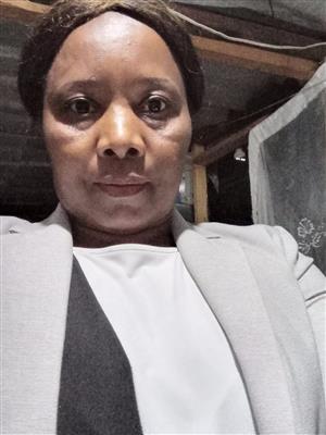 South African maid, nanny, cook needs stay in or stay out job 