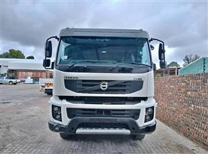 2014 VOLVO FMX 440