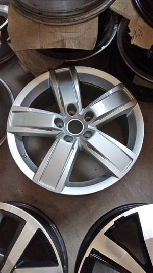18inch VW AMAROK original mag to use for spare