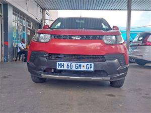 2017 model Mahindra Kuv 100 hatchback manual Transmission petrol 1.2 engine capacity mileage 