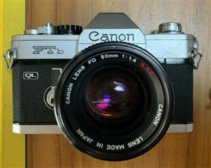 1966 Canon FT QL Camera (make me an offer)