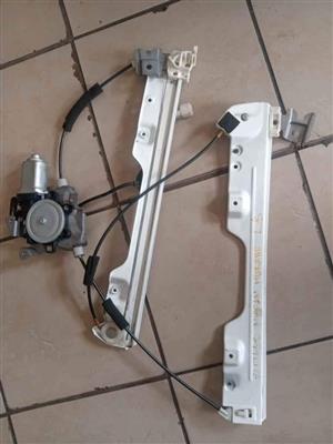 Nissan murano left front window mechanism